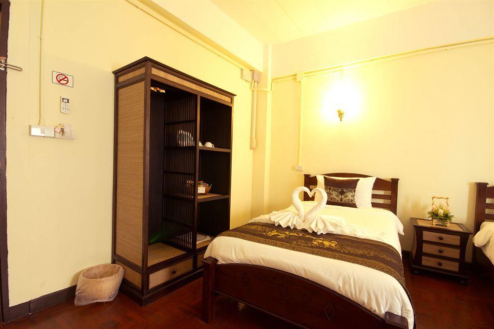 Sasima Bed And Breakfast Chiang Mai Esterno foto