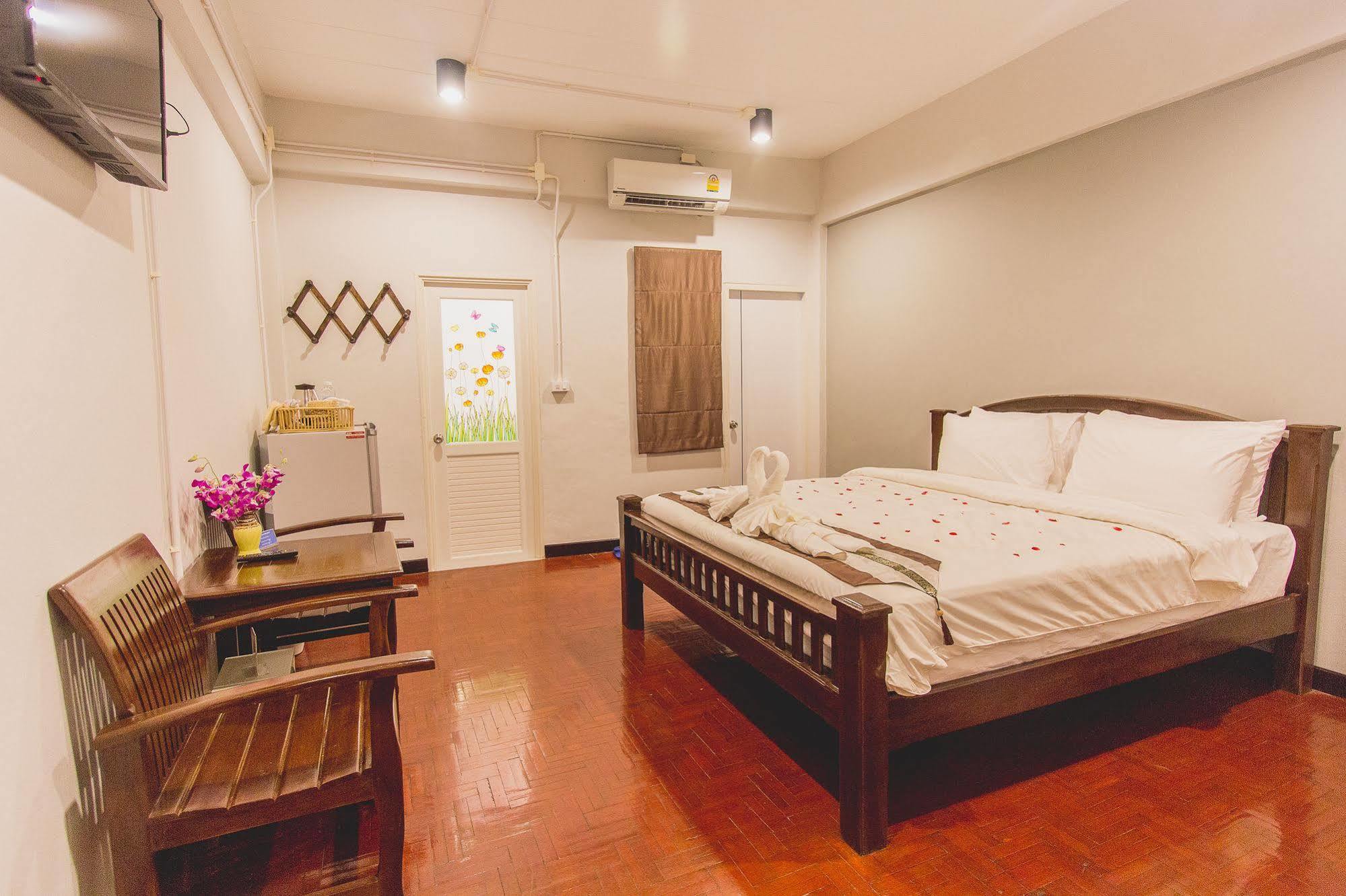 Sasima Bed And Breakfast Chiang Mai Esterno foto